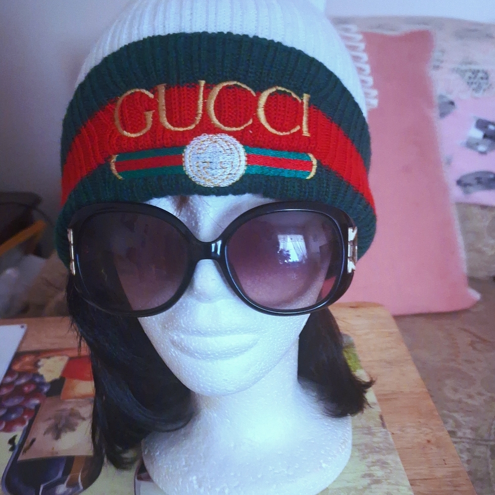 NEW Custom Made Designer Unisex White, Green & Gold Logo Beanie Winter Hat - Picture 8 of 10